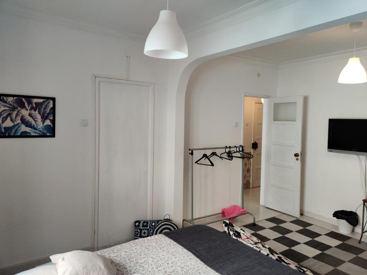 Vasco Santana Guesthouse Odivelas  Eksteriør bilde