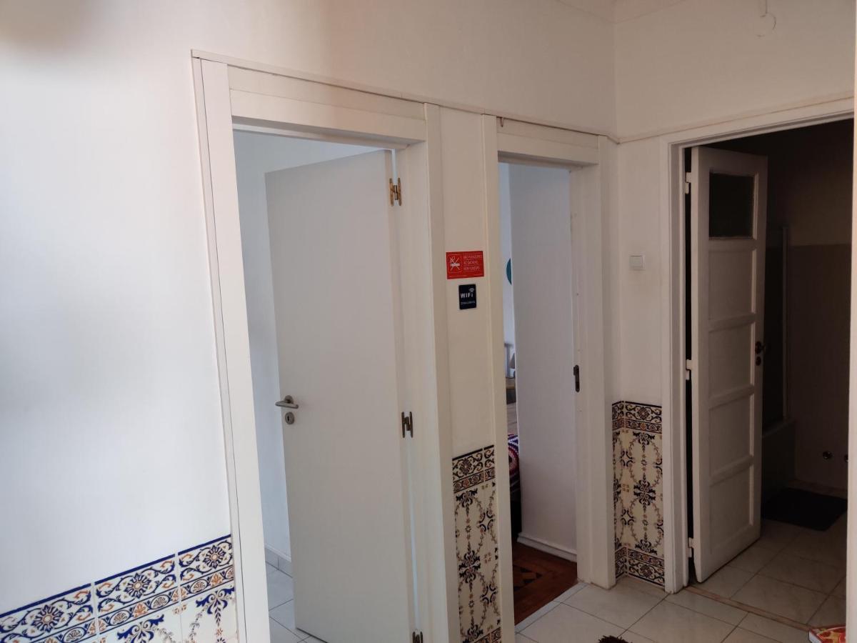 Vasco Santana Guesthouse Odivelas  Eksteriør bilde