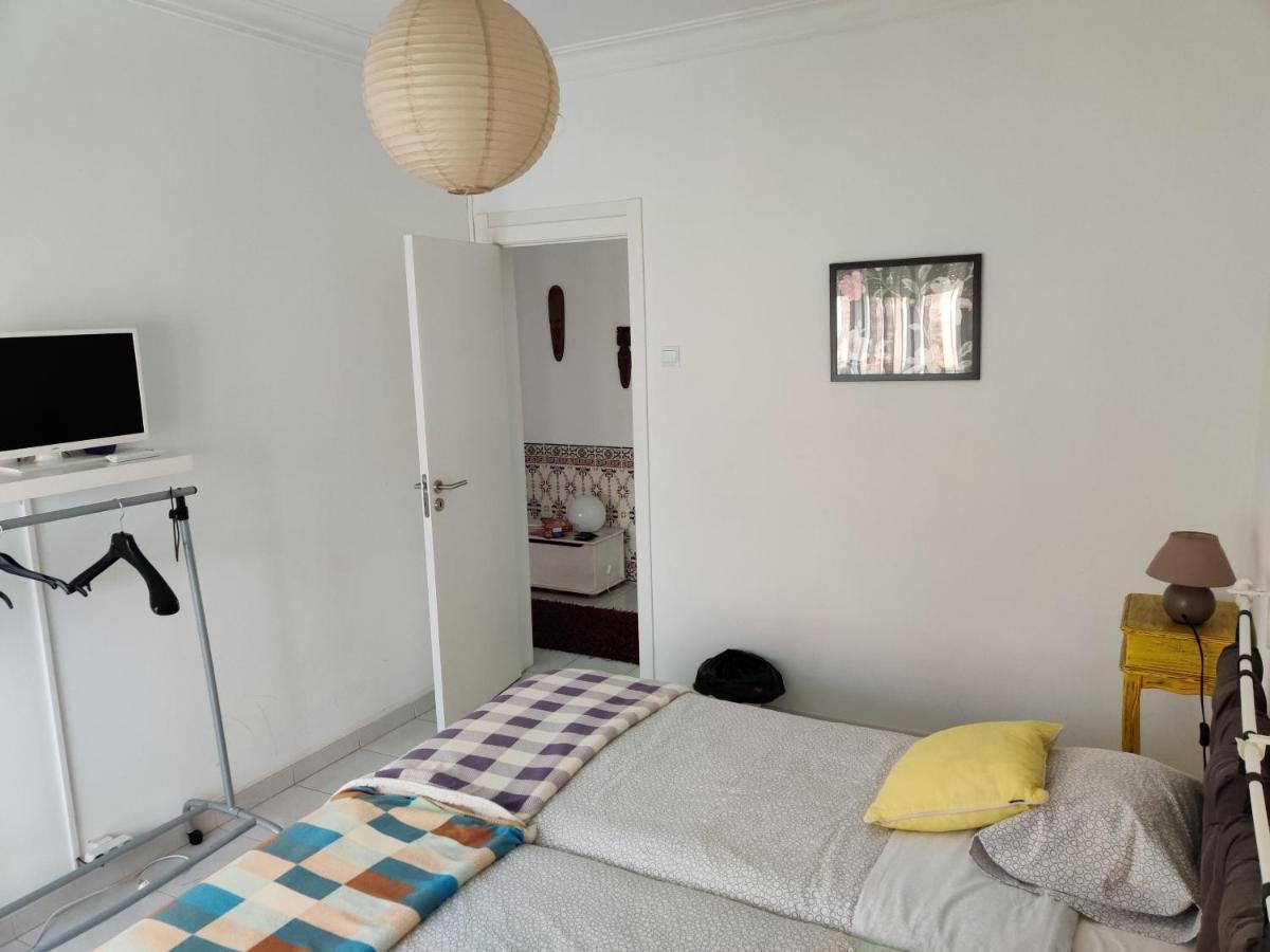 Vasco Santana Guesthouse Odivelas  Eksteriør bilde