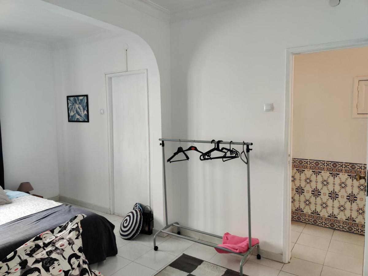 Vasco Santana Guesthouse Odivelas  Eksteriør bilde
